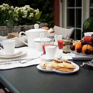  Bed & Breakfast Elena's Italia