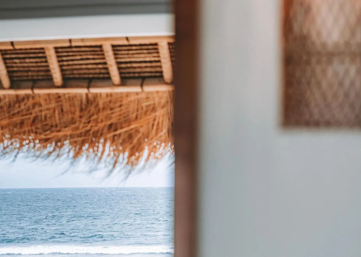 Legends Beachfront Resort 乌鲁瓦图 印尼